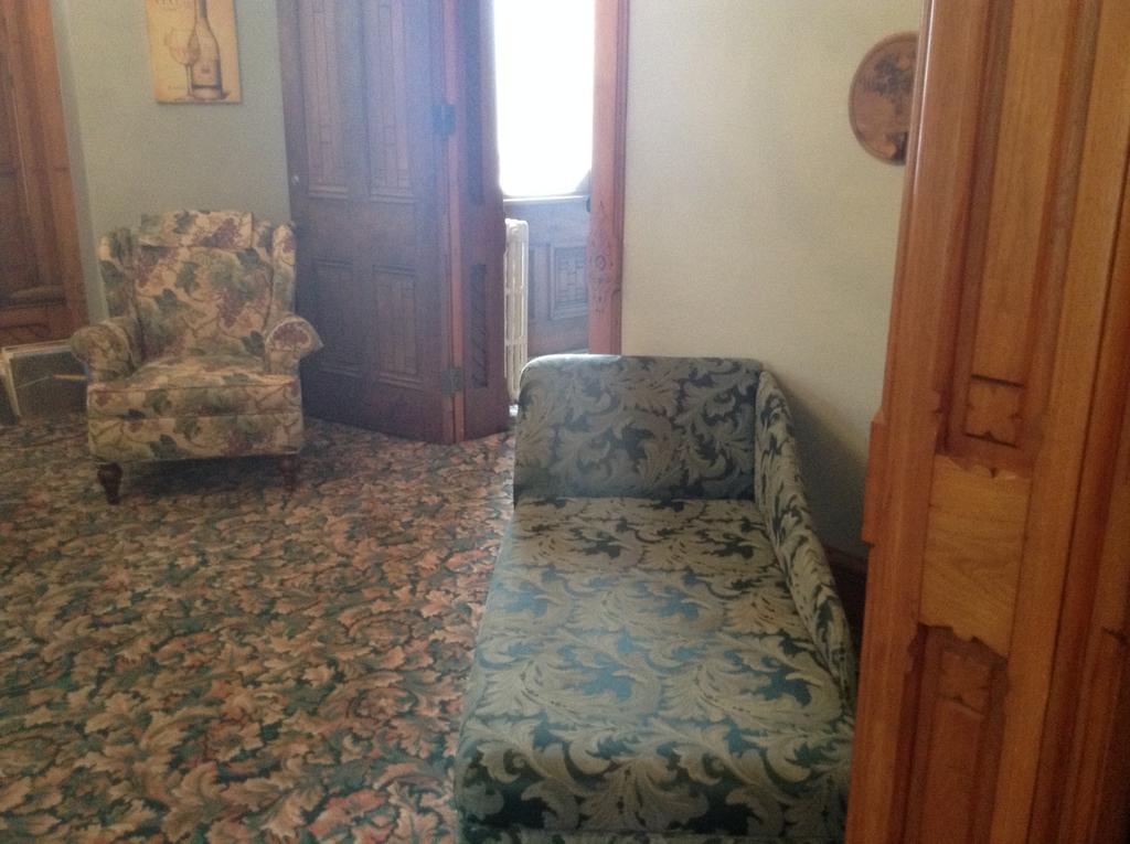 Inn Port D'Vino Dayton Bagian luar foto